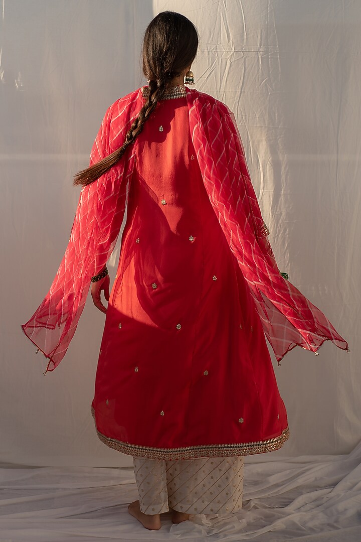 Light Red Silk Gota Embroidered Kurta Set by Apeksha Jain Label at Pernia's Pop Up Shop