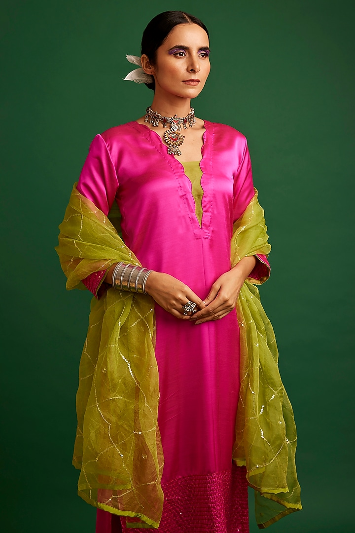 Rani Pink Silk Satin Sequins Kurta Set by Apeksha Jain Label at Pernia's Pop Up Shop