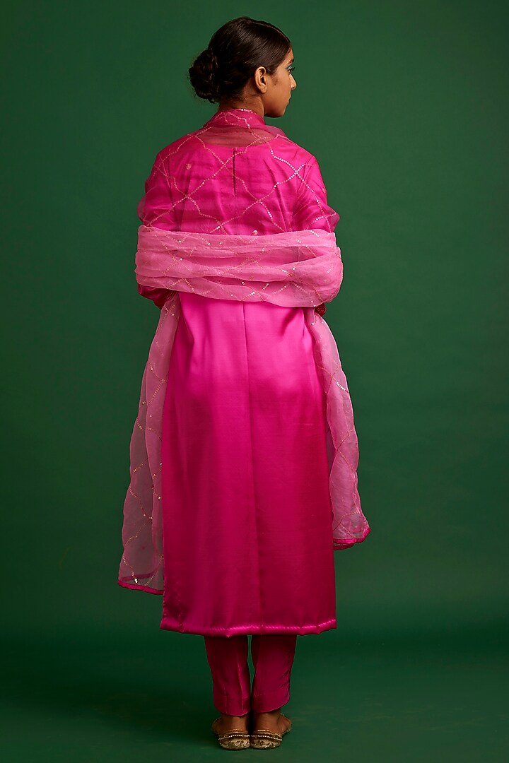Rani Pink Silk Satin Sequins Kurta Set by Apeksha Jain Label at Pernia's Pop Up Shop
