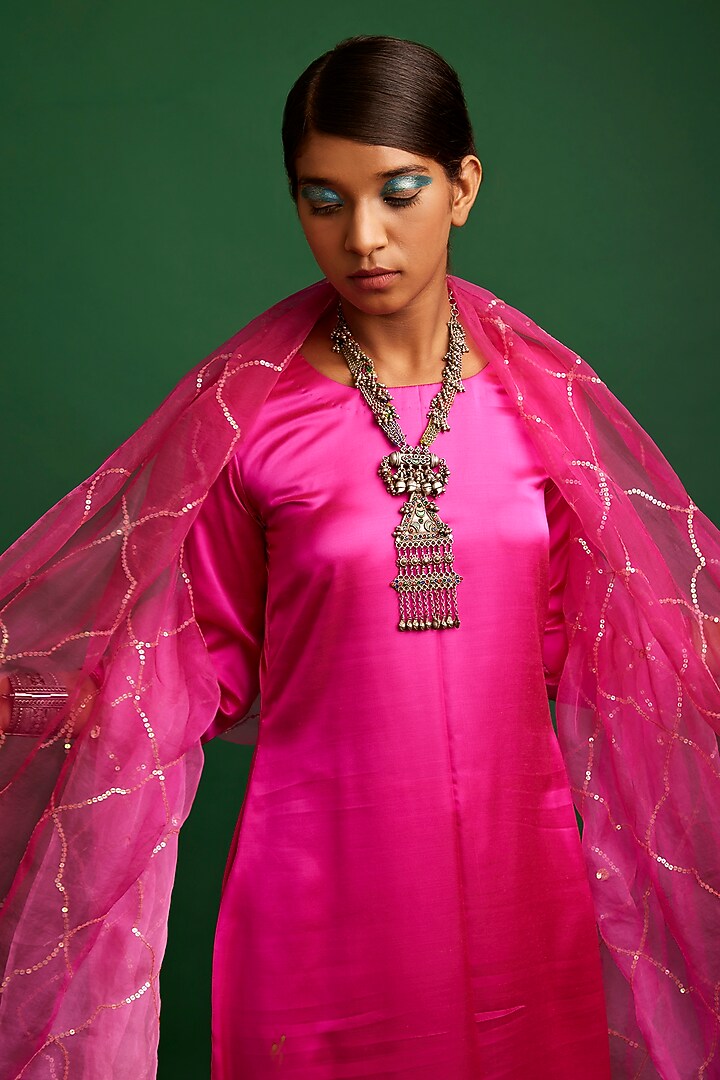 Rani Pink Silk Satin Sequins Kurta Set by Apeksha Jain Label at Pernia's Pop Up Shop