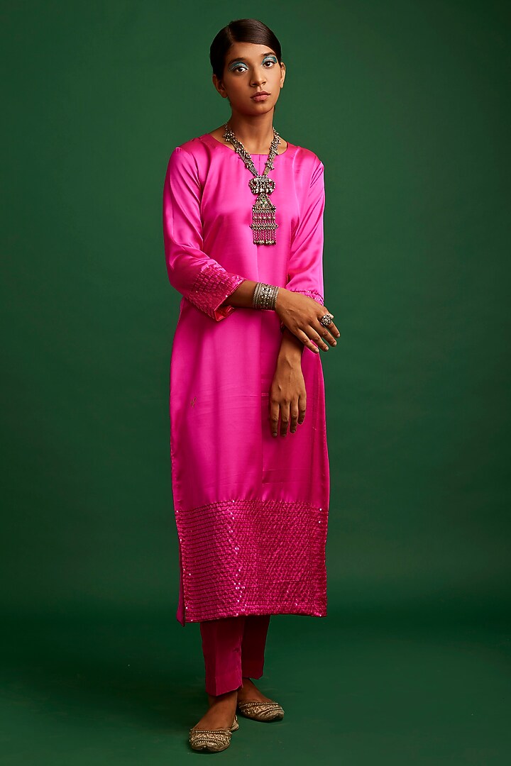 Rani Pink Silk Satin Sequins Kurta Set by Apeksha Jain Label at Pernia's Pop Up Shop