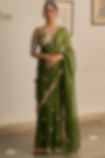 Green Kota Silk Marori & Kiran Lace Hand Embroidered Saree Set by Apeksha Jain Label at Pernia's Pop Up Shop