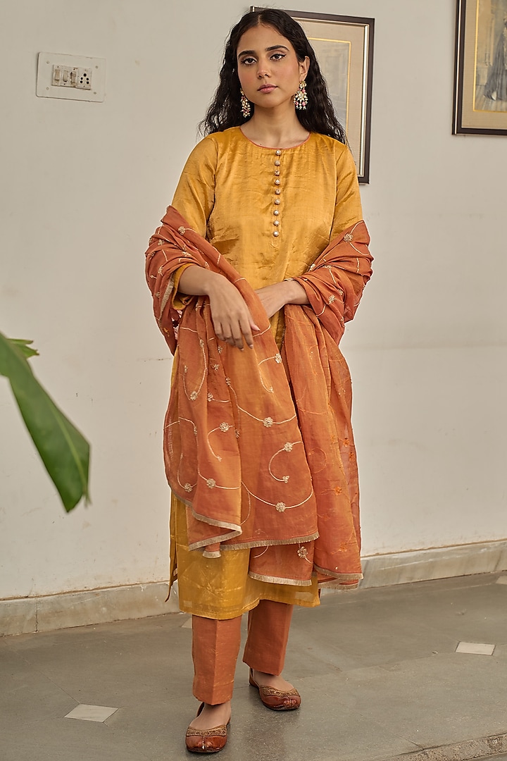 Warm Yellow Tissue Marori Hand Embroidered Straight Kurta Set by Apeksha Jain Label