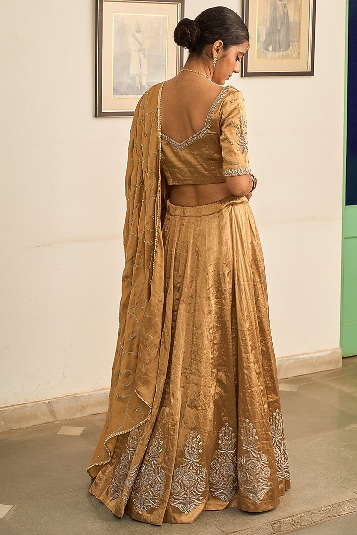 Gold Tissue Zardosi Hand Embroidered Wedding Lehenga Set by Apeksha Jain Label at Pernia's Pop Up Shop
