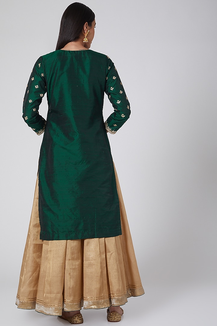 Green & Gold Embroidered Wedding Lehenga Set by Anjali Jain at Pernia's Pop Up Shop