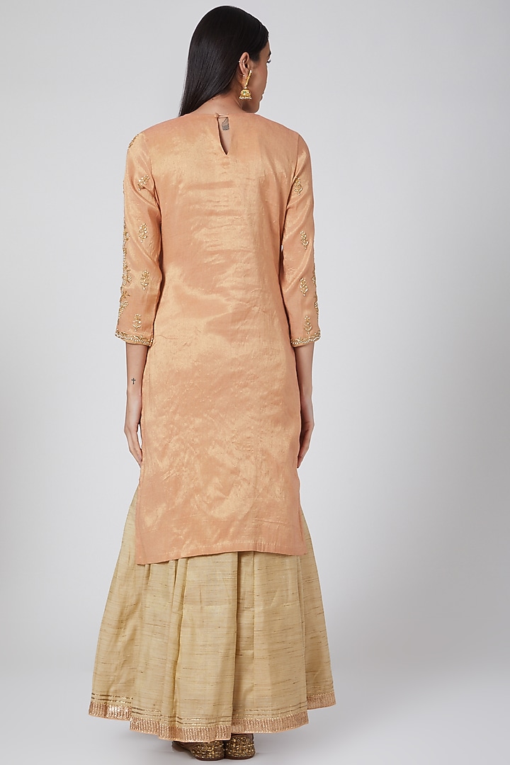 Peach Embroidered Wedding Lehenga Set by Anjali Jain at Pernia's Pop Up Shop