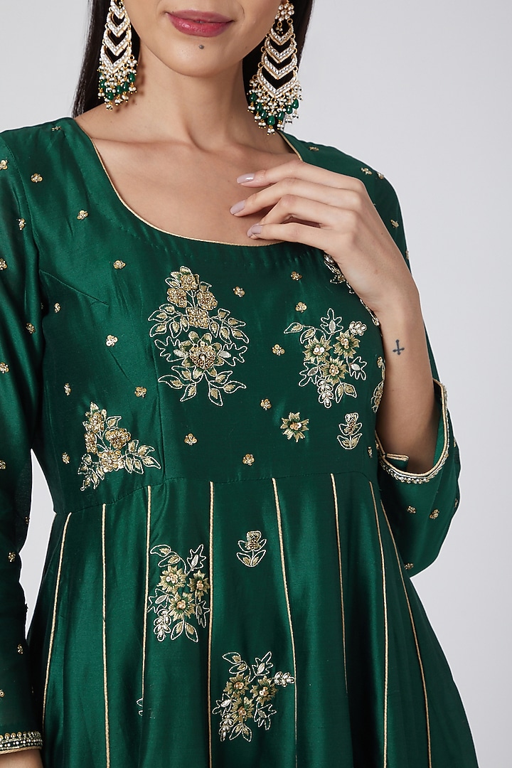 Emerald Green Embroidered Wedding Anarkali Set by Anjali Jain at Pernia's Pop Up Shop