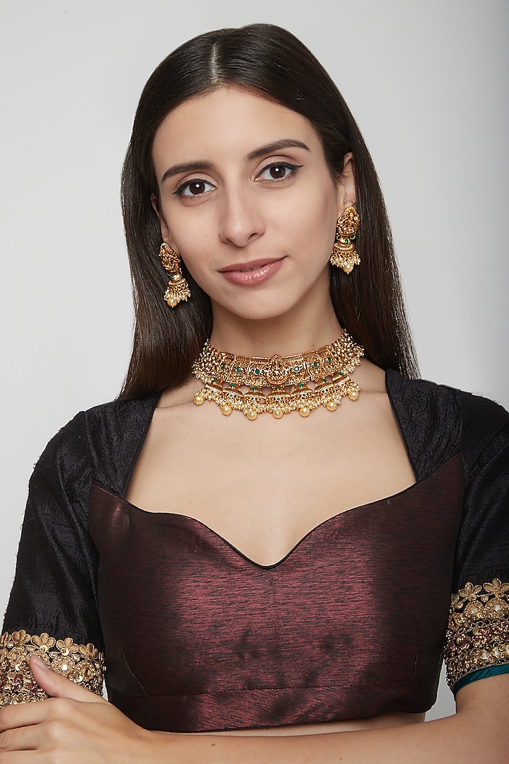 Gold Plated Kundan Necklace Set by Anjali Jain Jewellery