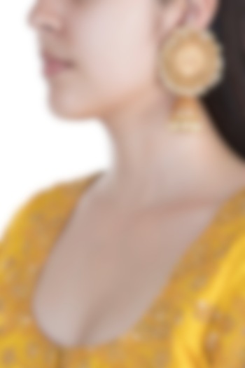 Gold Finish Kundan & Pearls Carved Jhumka Earrings by Anjali Jain Jewellery