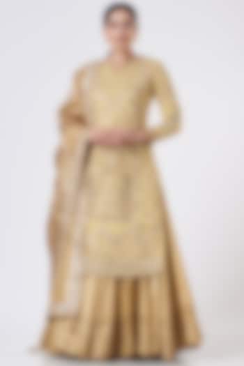 Yellow Hand Embroidered & Printed Wedding Lehenga Set by Anjali Jain at Pernia's Pop Up Shop