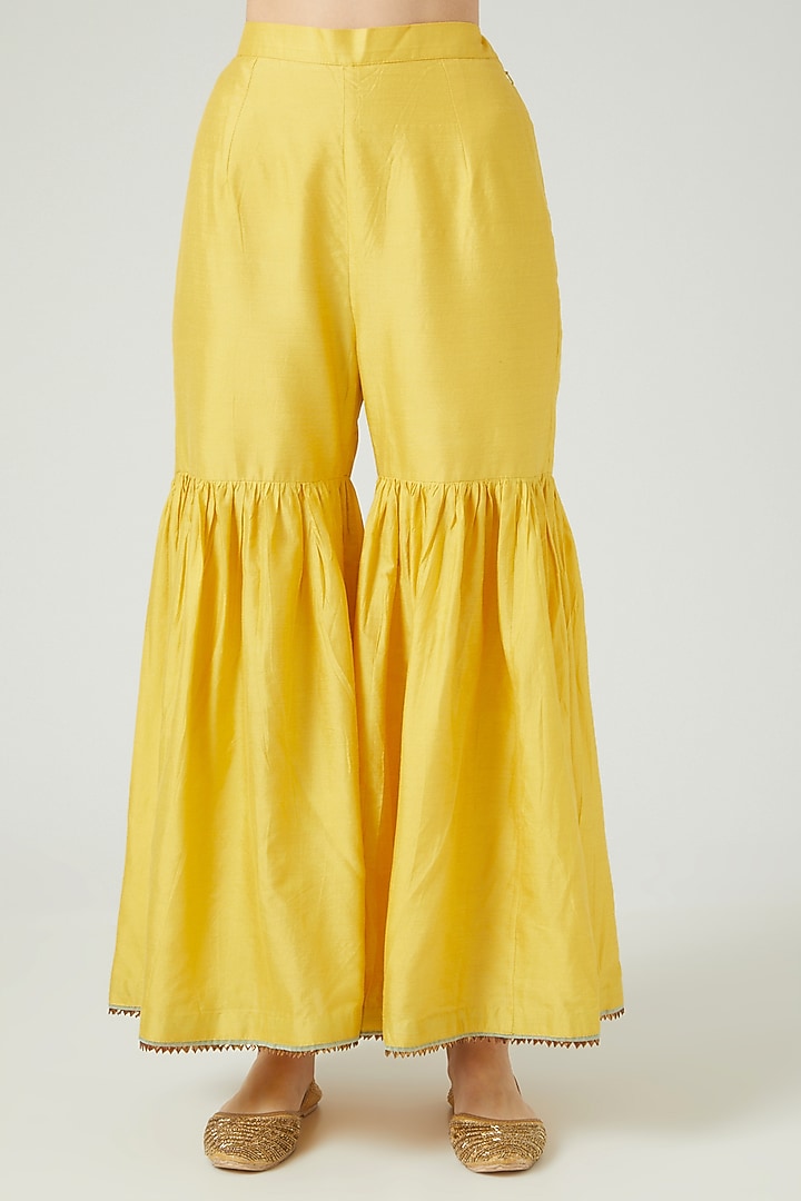 Yellow Brocade Embroidered Kurta Set by Anjali Jain at Pernia's Pop Up Shop