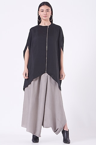 Black Kimono Top  by Rishta by Arjun Saluja
