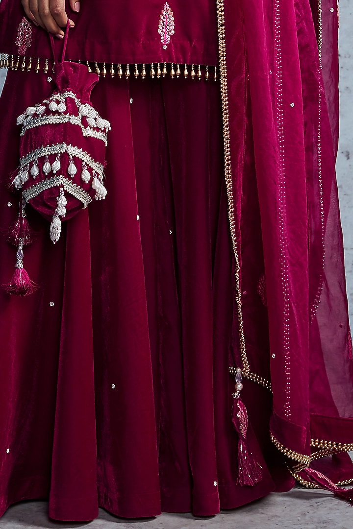 Hot Pink Velvet Gharara Set by Ajiesh Oberoi at Pernia's Pop Up Shop