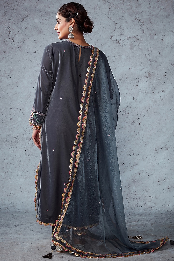 Napoleon Grey Embroidered Kurta Set by Ajiesh Oberoi at Pernia's Pop Up Shop