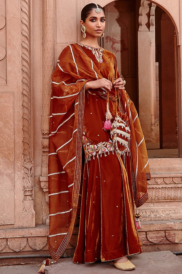Honey Gold Velvet & Organza Gharara Set by Ajiesh Oberoi at Pernia's Pop Up Shop