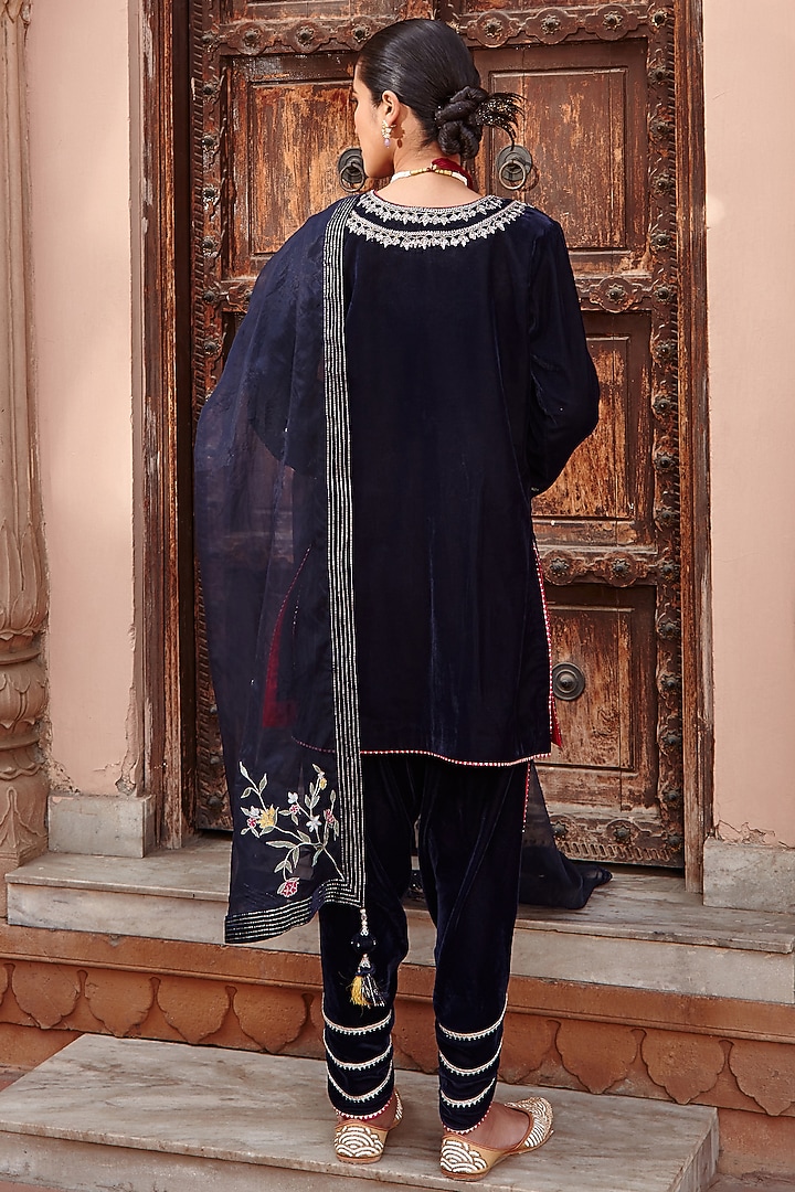 Navy Blue Velvet & Organza Dhoti Set by Ajiesh Oberoi at Pernia's Pop Up Shop