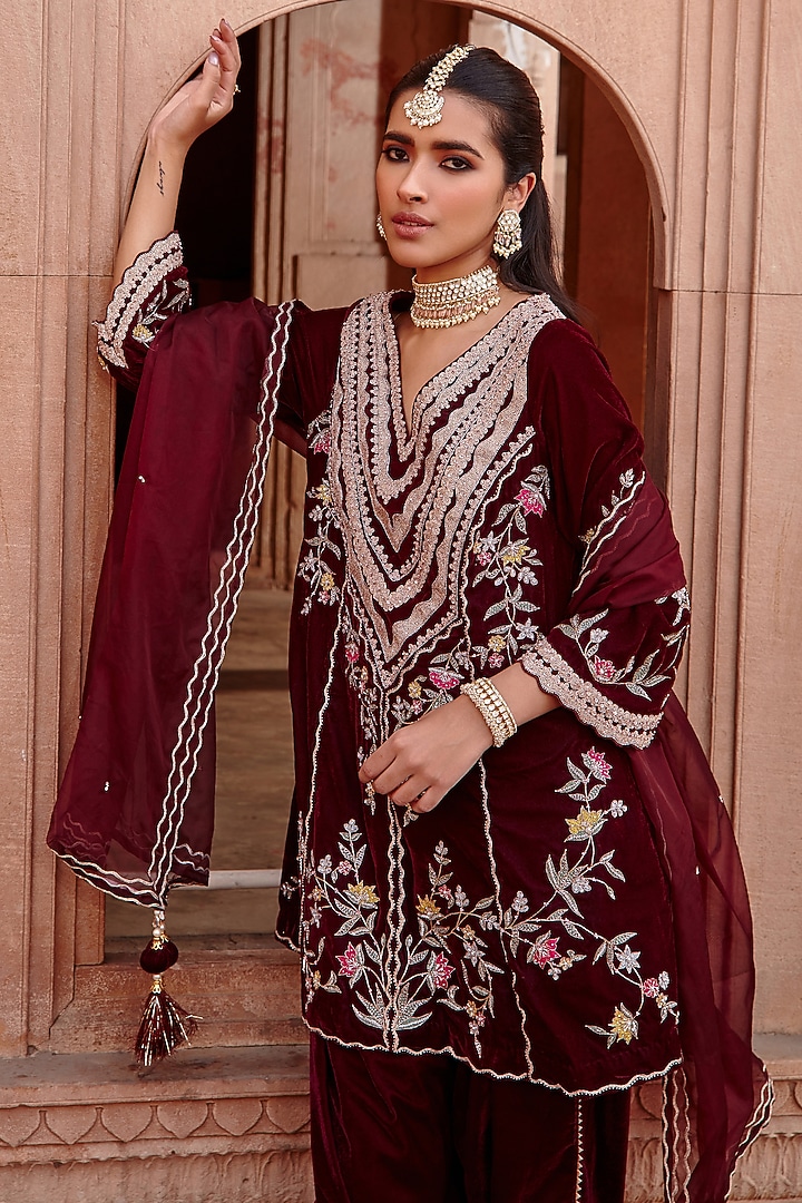Wine Velvet & Organza Dhoti Set by Ajiesh Oberoi at Pernia's Pop Up Shop