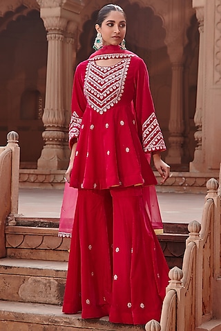 Rani Pink Embroidered Gharara Set by Ajiesh Oberoi
