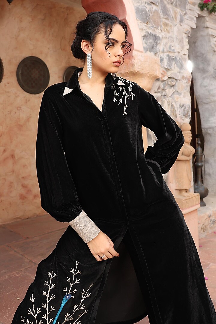 Black Velvet Peacock Motif Embroidered Kurta Set by Ajiesh Oberoi at Pernia's Pop Up Shop