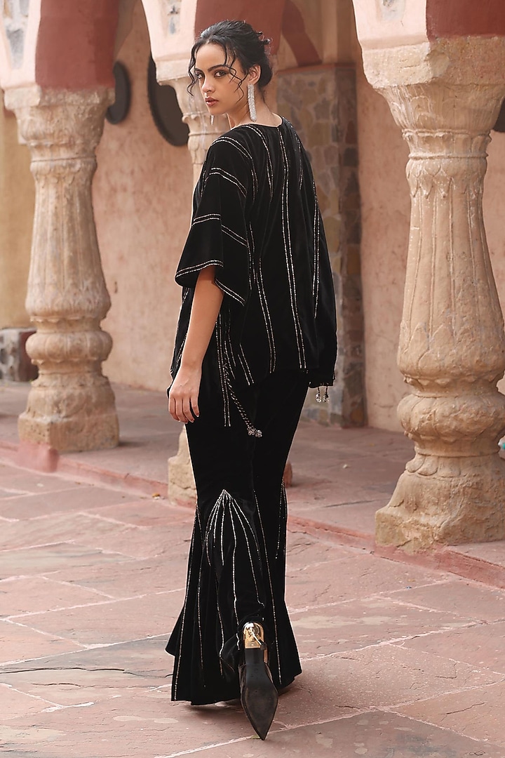 Black Velvet Kaftan Set by Ajiesh Oberoi at Pernia's Pop Up Shop