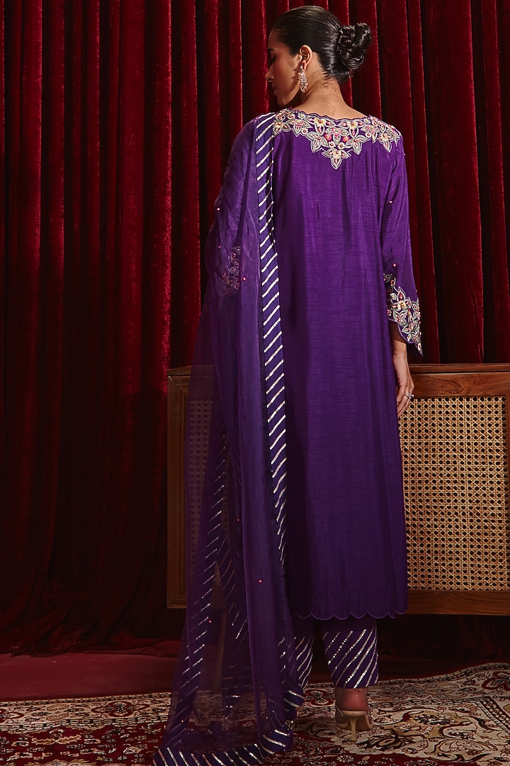 Purple Dupion Silk Embroidered Long Kurta Set by Ajiesh Oberoi at Pernia's Pop Up Shop