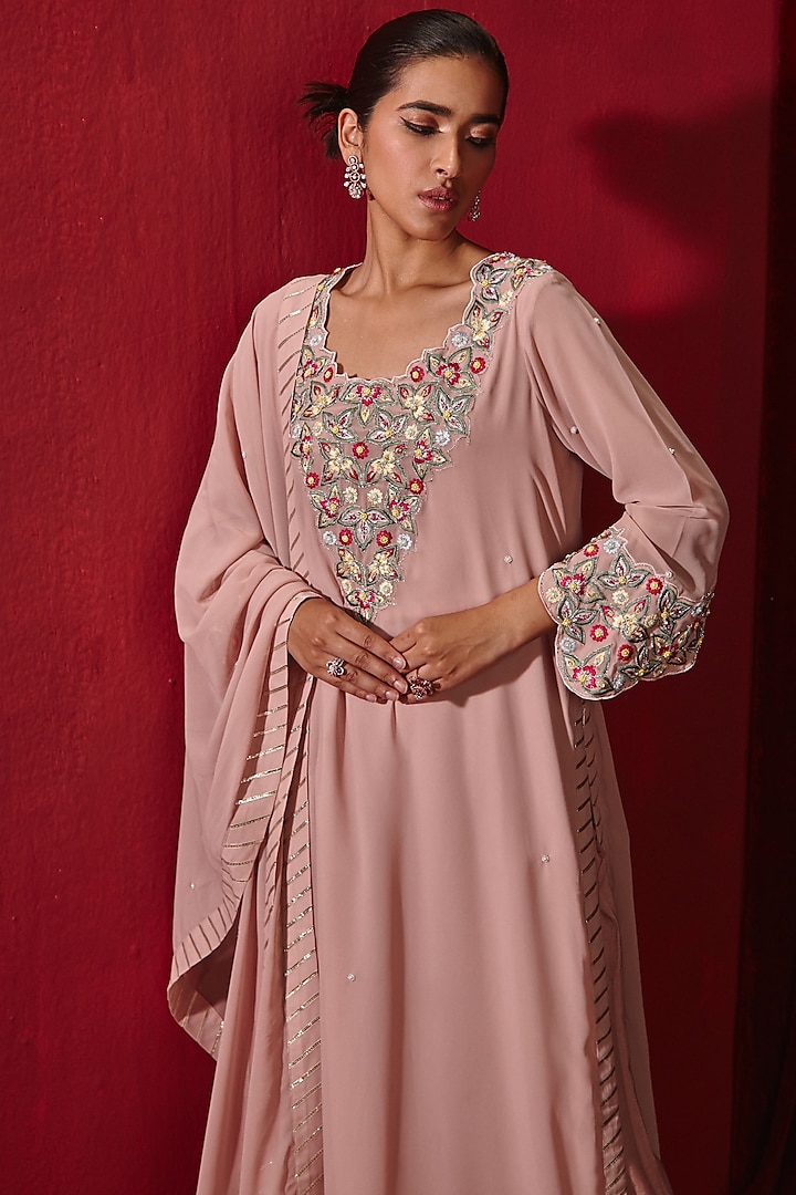 Rose Pink Georgette & Rayon Embroidered Kurta Set by Ajiesh Oberoi at Pernia's Pop Up Shop