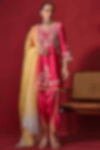 Rani Dupion Silk Embroidered Dhoti Set by Ajiesh Oberoi at Pernia's Pop Up Shop