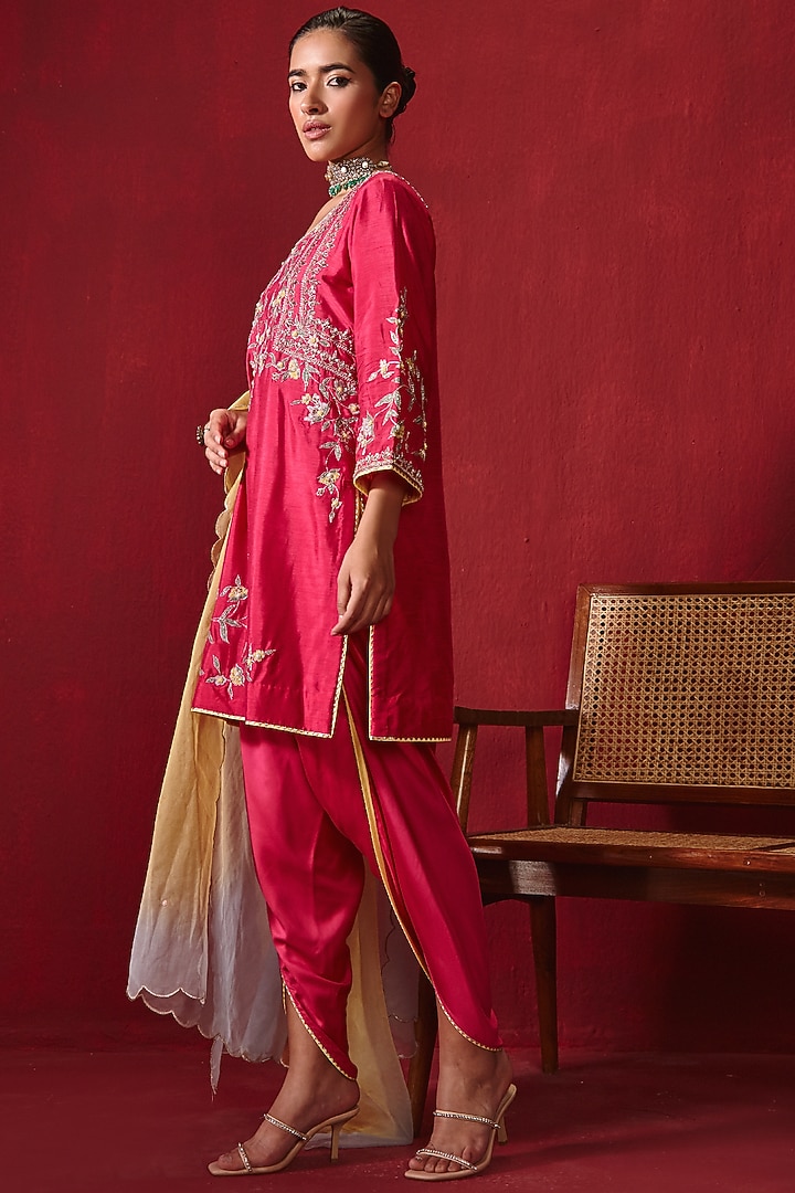Rani Dupion Silk Embroidered Dhoti Set by Ajiesh Oberoi at Pernia's Pop Up Shop