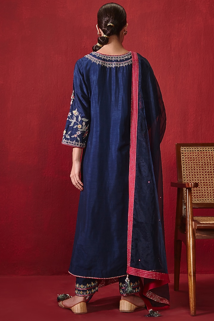 Navy Dupion Silk Embroidered Kurta Set by Ajiesh Oberoi at Pernia's Pop Up Shop