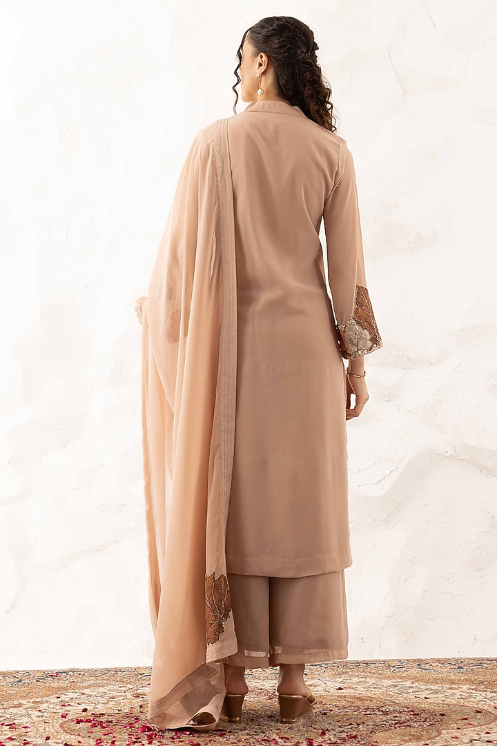 Nude Georgette Applique Work Kurta Set by Ajiesh Oberoi at Pernia's Pop Up Shop