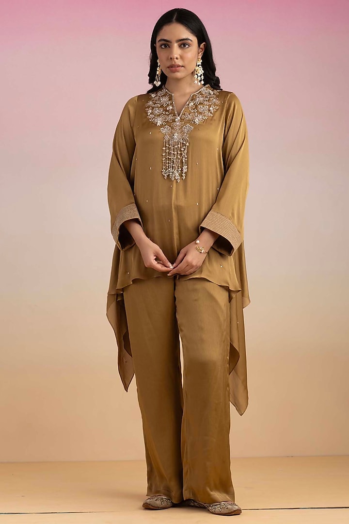 Honey Gold Chiffon & Mulmul Kaftan Set by Ajiesh Oberoi at Pernia's Pop Up Shop