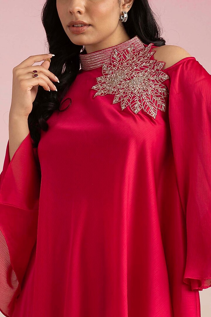 Rani Pink Chiffon & Mulmul Dori Embroidered Co-Ord Set by Ajiesh Oberoi at Pernia's Pop Up Shop