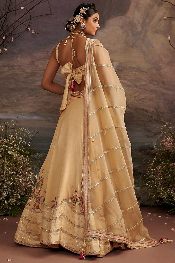 Honey Gold Dupion Silk Embroidered Wedding Lehenga Set by Ajiesh Oberoi at Pernia's Pop Up Shop