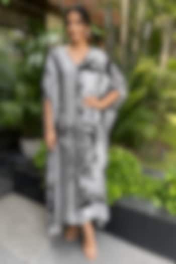 Black & White Bamboo Crepe Floral Printed Kaftan by Ajiesh Oberoi at Pernia's Pop Up Shop