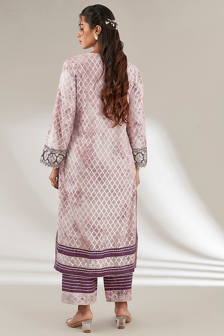 Purple Brasso & Uppada Silk Embroidered Kurta Set by Ajiesh Oberoi at Pernia's Pop Up Shop
