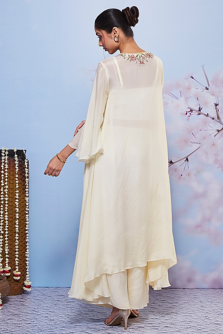 Ivory Chiffon & Cotton Lycra Embroidered Kurta Set by Ajiesh Oberoi at Pernia's Pop Up Shop