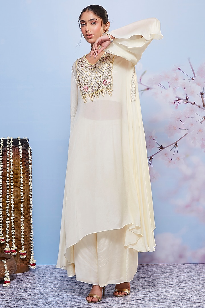 Ivory Chiffon & Cotton Lycra Embroidered Kurta Set by Ajiesh Oberoi at Pernia's Pop Up Shop