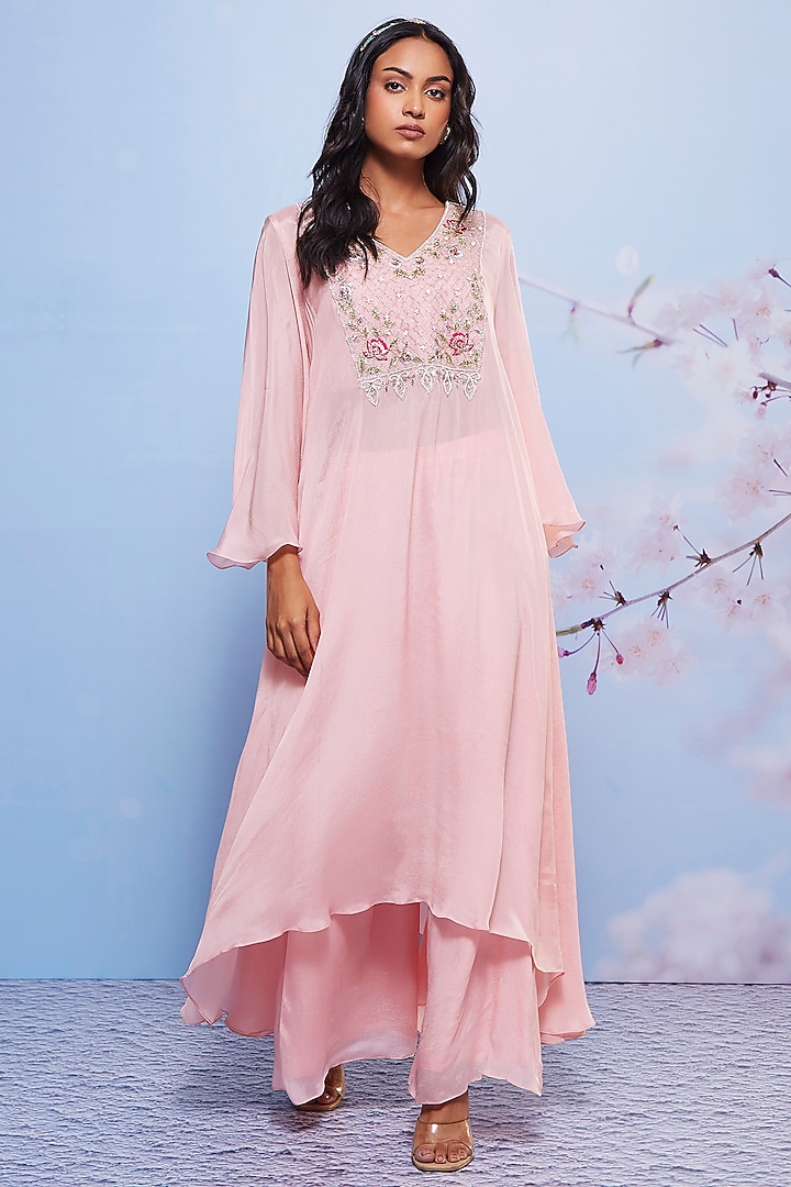 Baby Pink Chiffon & Cotton Lycra Embroidered Kurta Set by Ajiesh Oberoi at Pernia's Pop Up Shop
