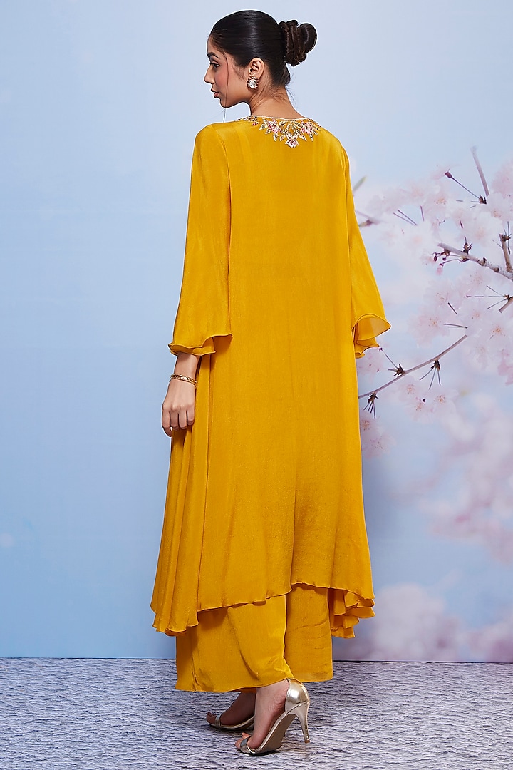 Mustard Chiffon & Cotton Lycra Embroidered Kurta Set by Ajiesh Oberoi at Pernia's Pop Up Shop