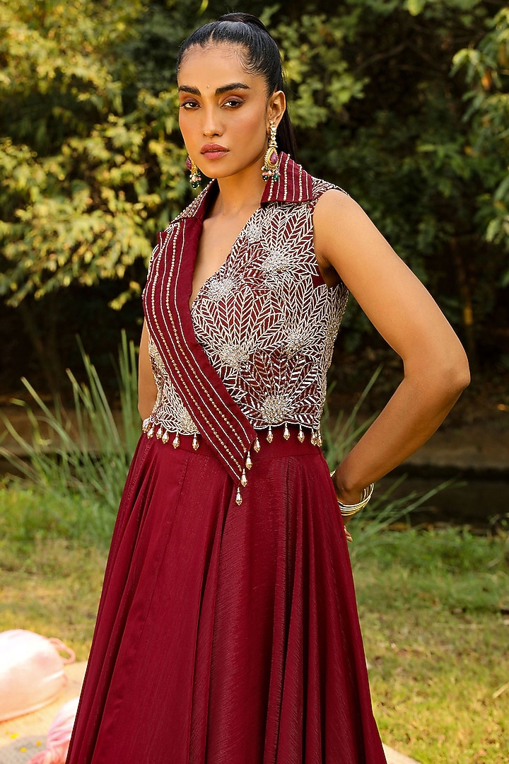 Wine Organza & Wire Lurex Skirt Set by Ajiesh Oberoi at Pernia's Pop Up Shop