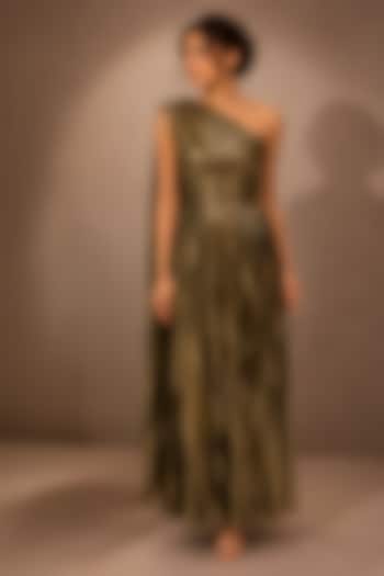 Gold Metallic Foil Pleated Draped Party Wear Gown by Ajiesh Oberoi at Pernia's Pop Up Shop