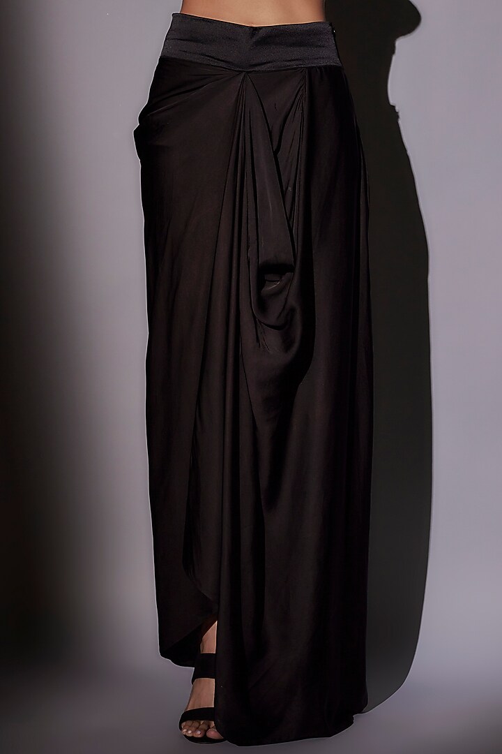 Black Lurex & Satin Hand Embroidered Cape Set by Ajiesh Oberoi at Pernia's Pop Up Shop