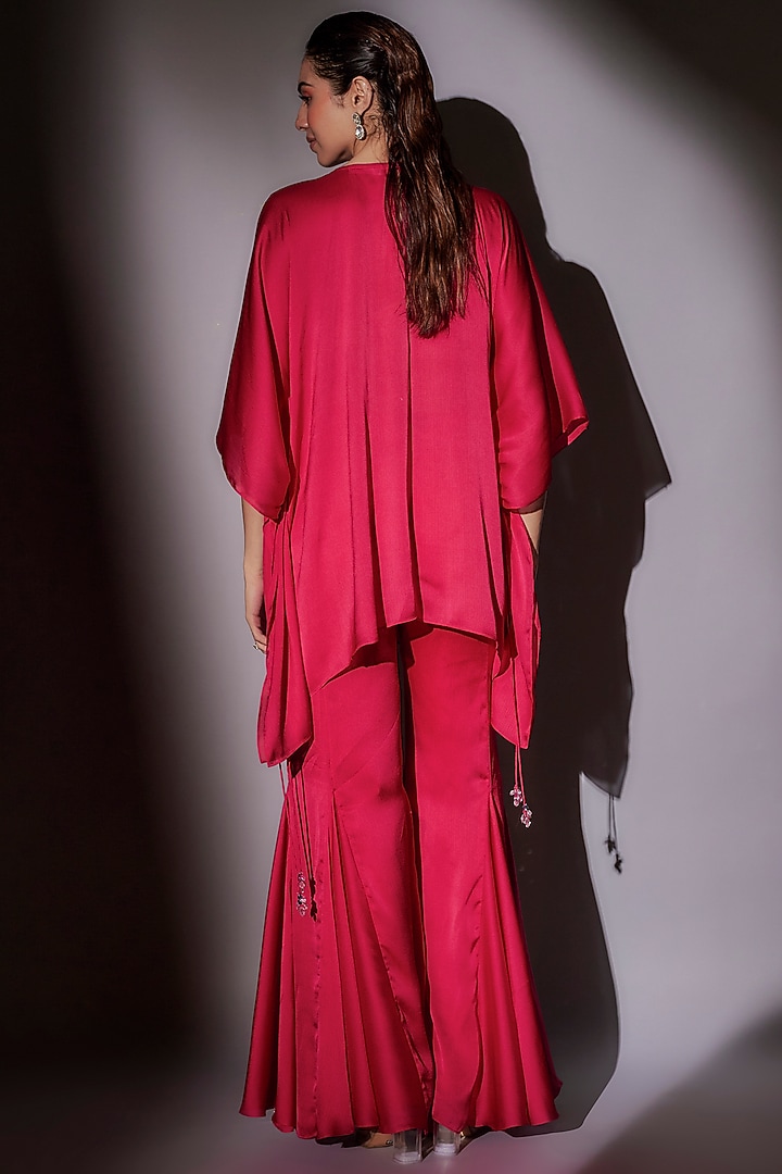 Rani Pink Satin Chiffon Short Kaftan Set by Ajiesh Oberoi at Pernia's Pop Up Shop