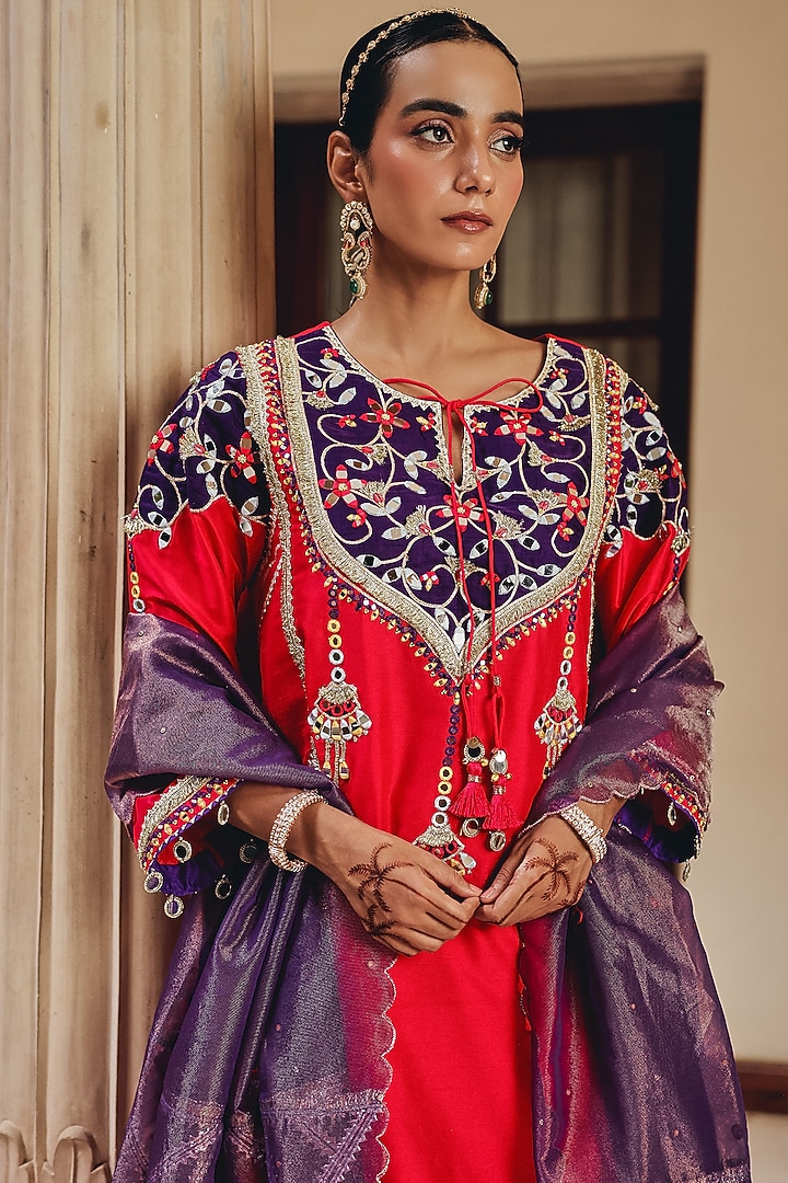 Rani Pink Tissue & Silk Blend Mirror Embroidered Kurta Set by Ajiesh Oberoi at Pernia's Pop Up Shop