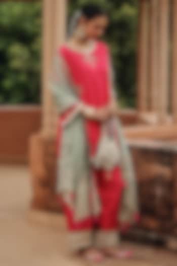Rani Pink Tissue & Silk Blend Embellished Kurta Set by Ajiesh Oberoi at Pernia's Pop Up Shop
