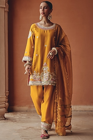 Mustard Silk Blend Thread Embroidered Kurta Set by Ajiesh Oberoi