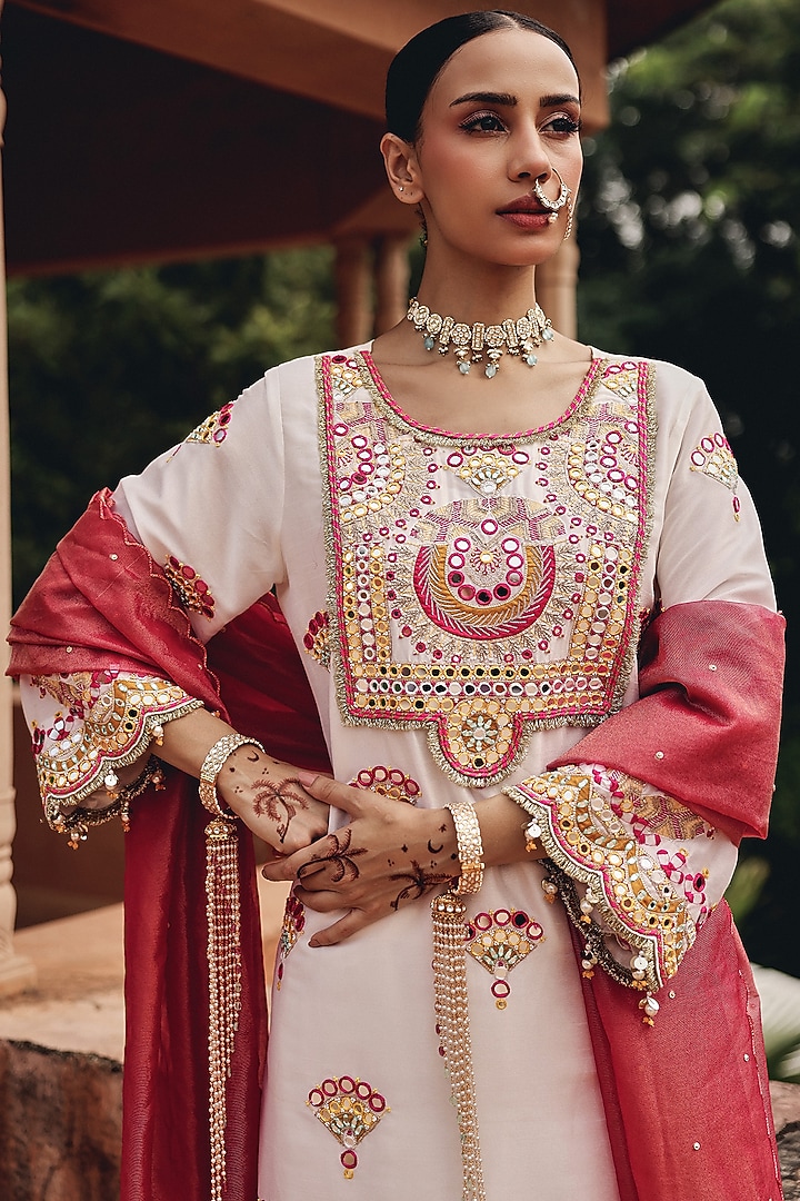 Ivory Tissue & Silk Blend Thread Embroidered Kurta Set by Ajiesh Oberoi at Pernia's Pop Up Shop