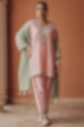 Blush Pink Tissue & Silk Blend Embroidered Kurta Set by Ajiesh Oberoi at Pernia's Pop Up Shop