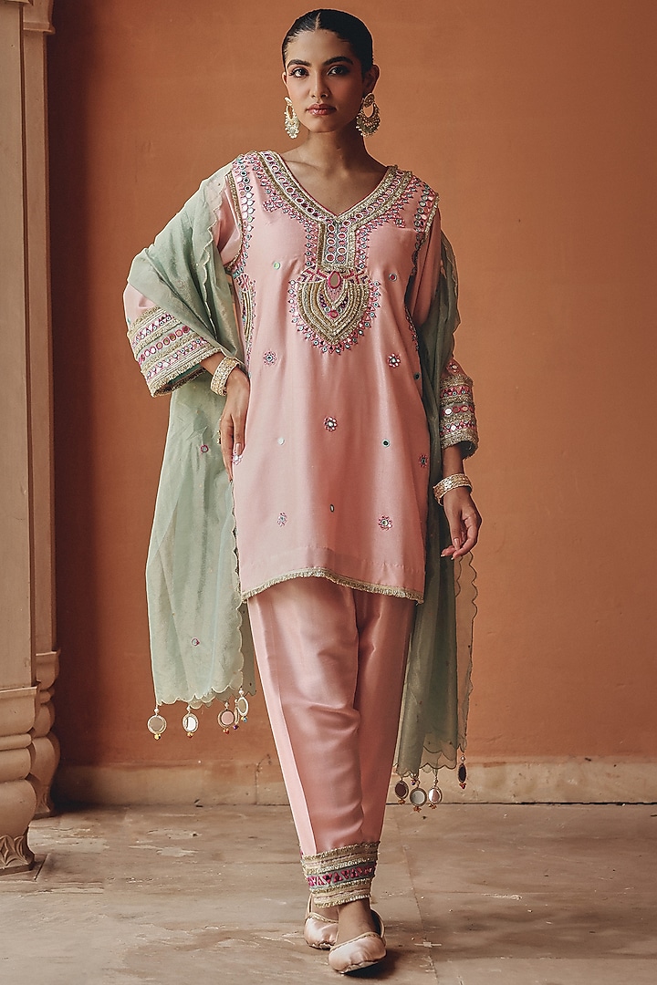 Blush Pink Tissue & Silk Blend Embroidered Kurta Set by Ajiesh Oberoi at Pernia's Pop Up Shop