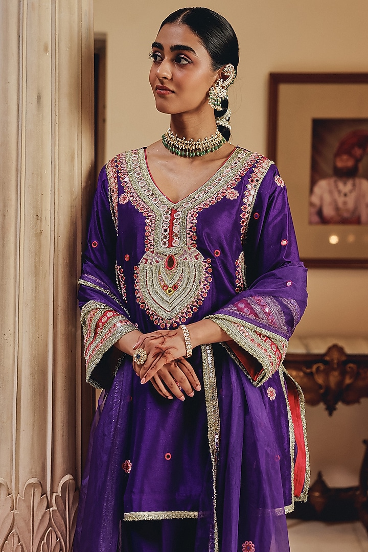 Purple Tissue & Silk Blend Embroidered Kurta Set by Ajiesh Oberoi at Pernia's Pop Up Shop